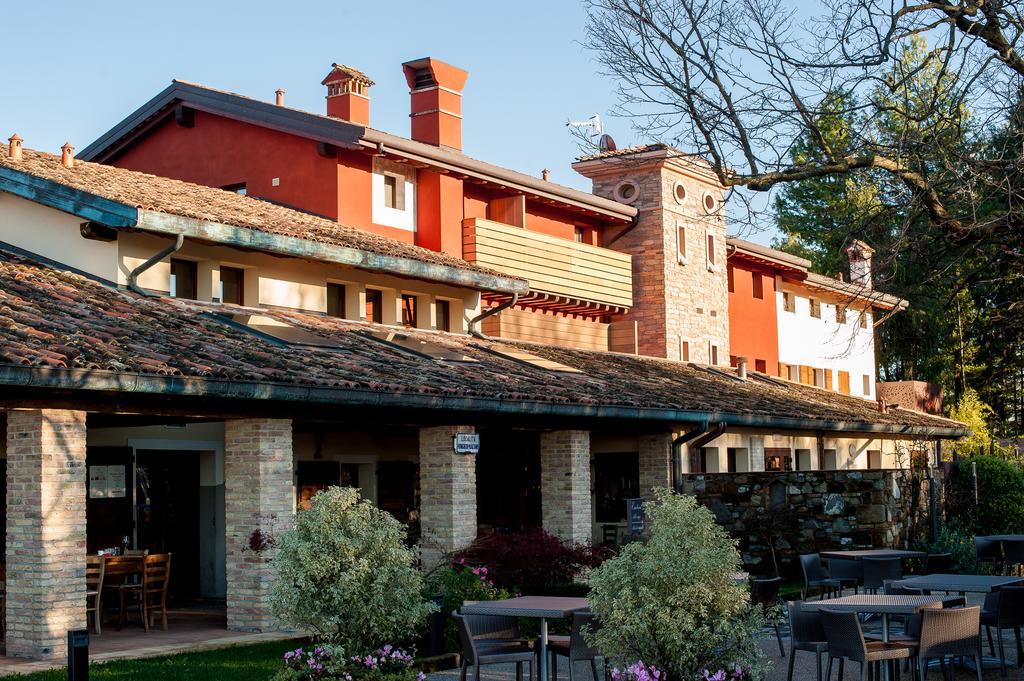 Elliot Osteria E Dormire In Collina Manzano Dış mekan fotoğraf