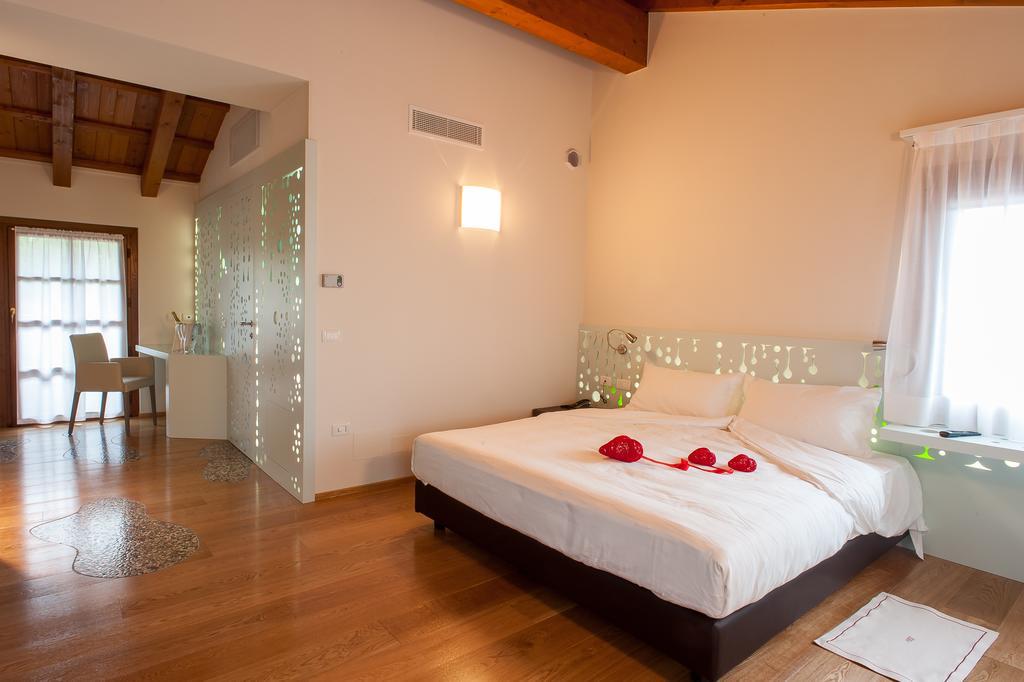Elliot Osteria E Dormire In Collina Manzano Oda fotoğraf