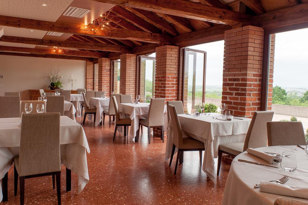 Elliot Osteria E Dormire In Collina Manzano Dış mekan fotoğraf