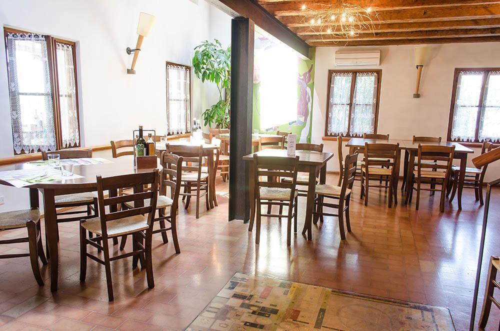 Elliot Osteria E Dormire In Collina Manzano Dış mekan fotoğraf