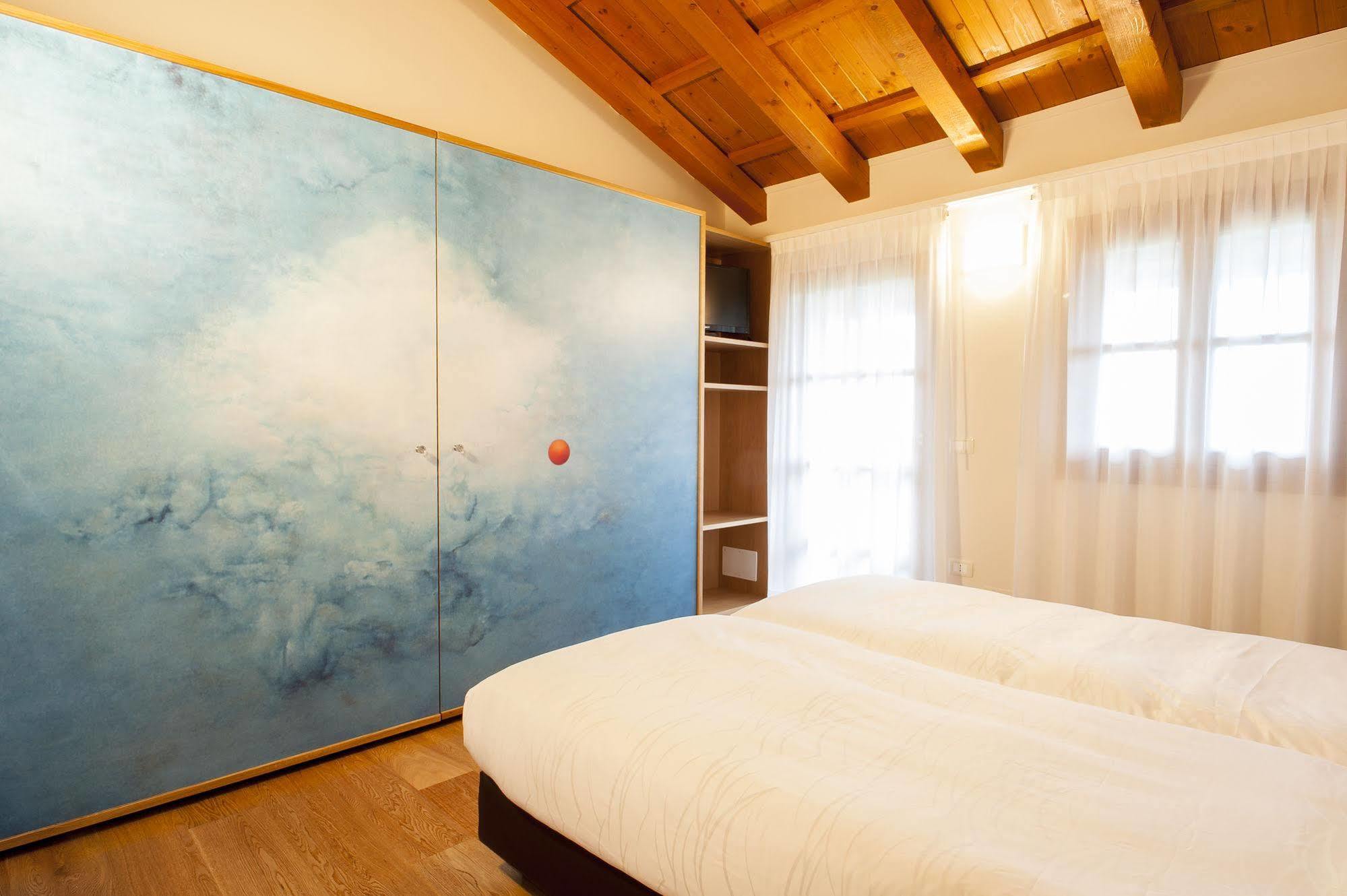 Elliot Osteria E Dormire In Collina Manzano Dış mekan fotoğraf