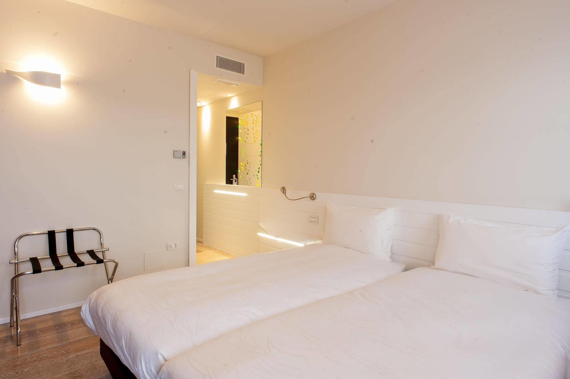 Elliot Osteria E Dormire In Collina Manzano Dış mekan fotoğraf